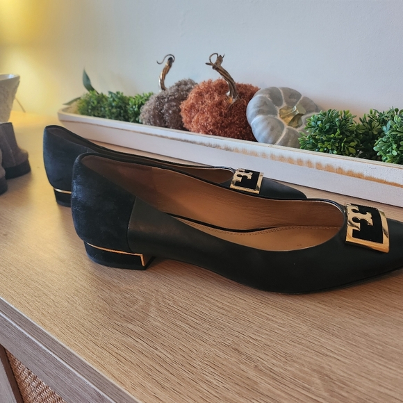 Tory Burch Gigi Flats - Picture 4 of 4